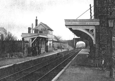 Wendling railway platform